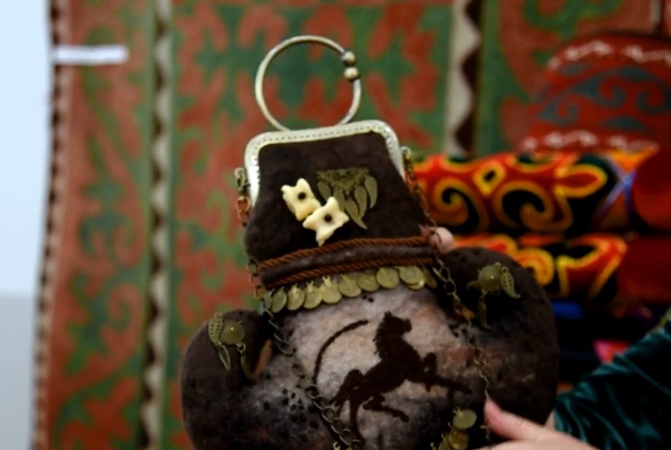 Мен кискамды мастурбацияладым